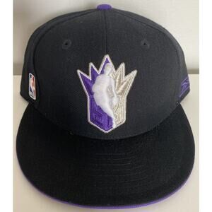 Vintage Reebok~Fitted Black & Purple Fitted NBA Sacramento Kings Hat~Size 7 1/2